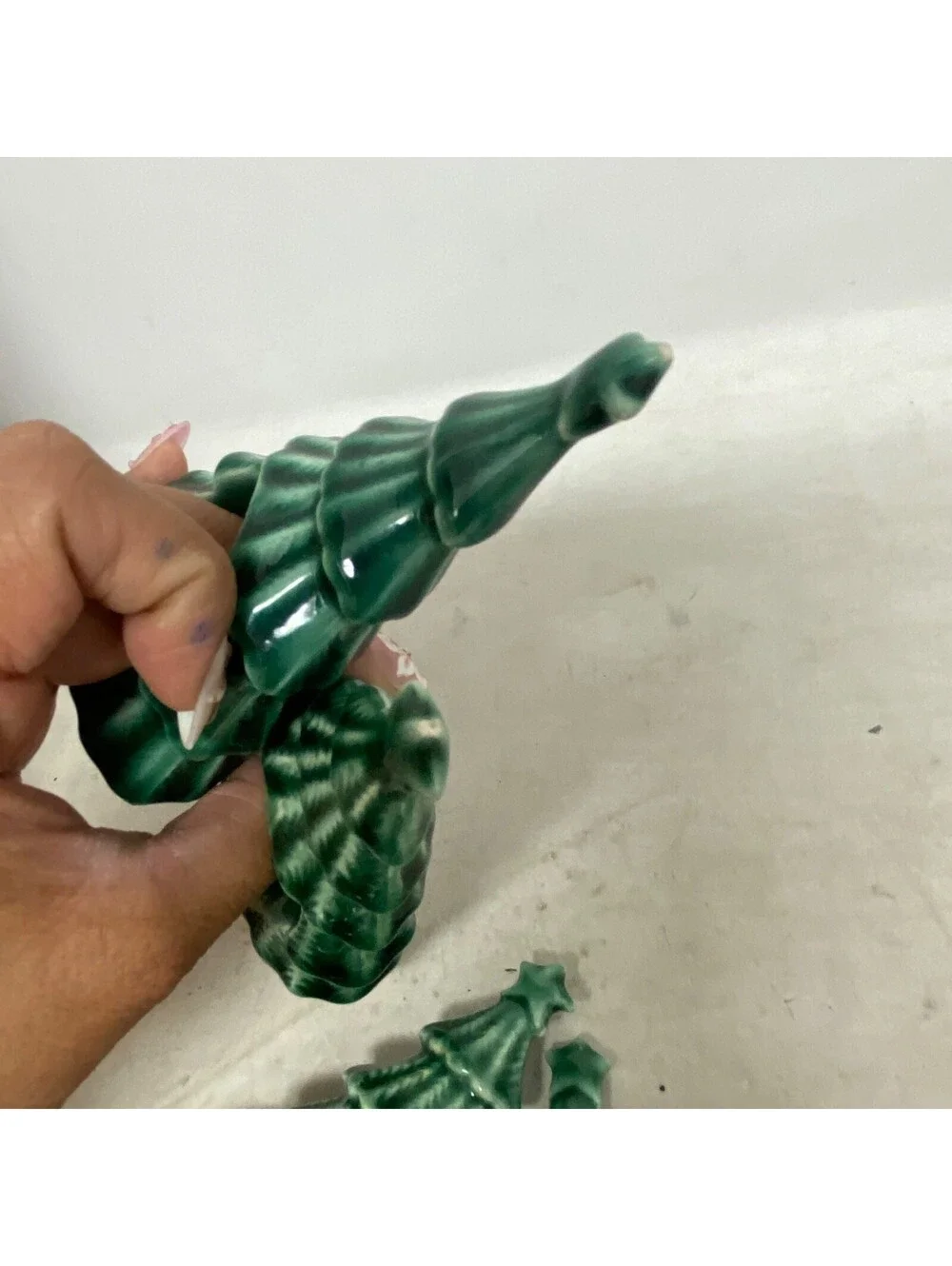 4 Green Christmas Tree Napkin Ring 3.5